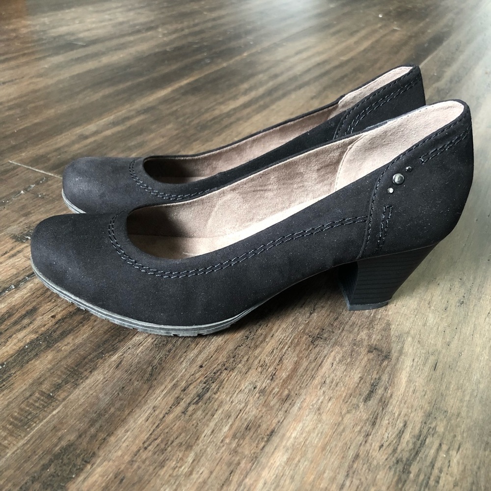 Soft Line shoes by Jana